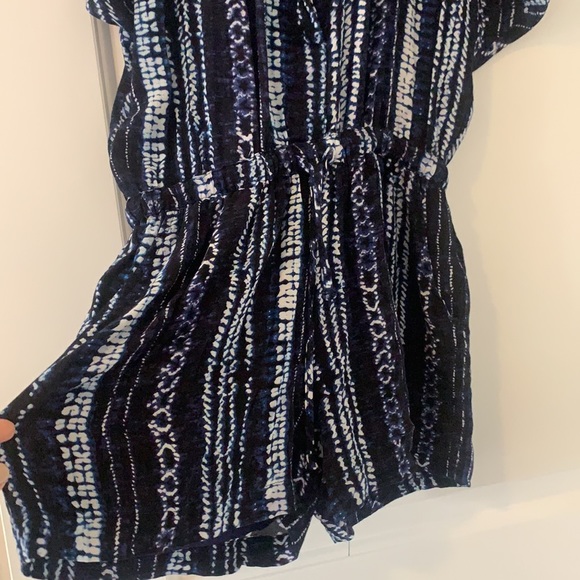 L space romper - Picture 2 of 9